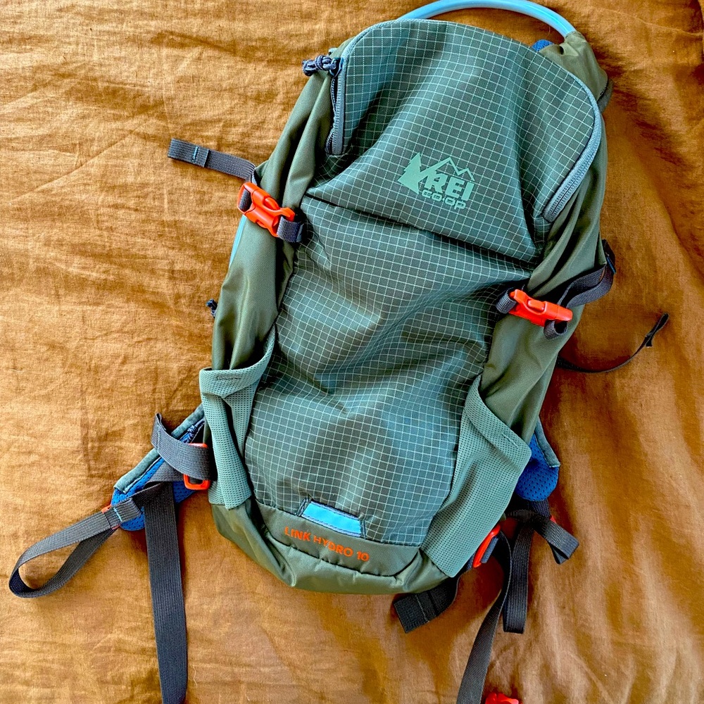 REI LINK HYDRO 10 BAG